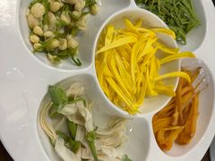 -菌乡缘·野生菌蒸汽鱼火锅(江边夜市店)