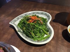 -大头虾越式风味餐厅(光明广场店)