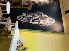 -志龙皇冠吃货椰子铺