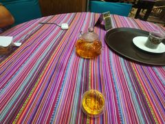 -香巴拉云南餐厅(华莱坞店)