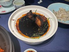 招牌焦糖黑叉烧-维园悦谱·海派家常菜(乌鲁木齐南路店)