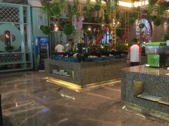 -梅园国际大酒店·自助餐厅(光明港店)