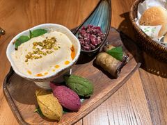 格鲁吉亚前菜拼盘-格鲁·秀色Georgia’s Feast