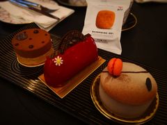 -Salon de The de Joel Robuchon(外滩18号店)