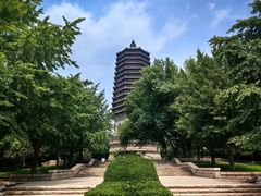 -玲珑塔公园