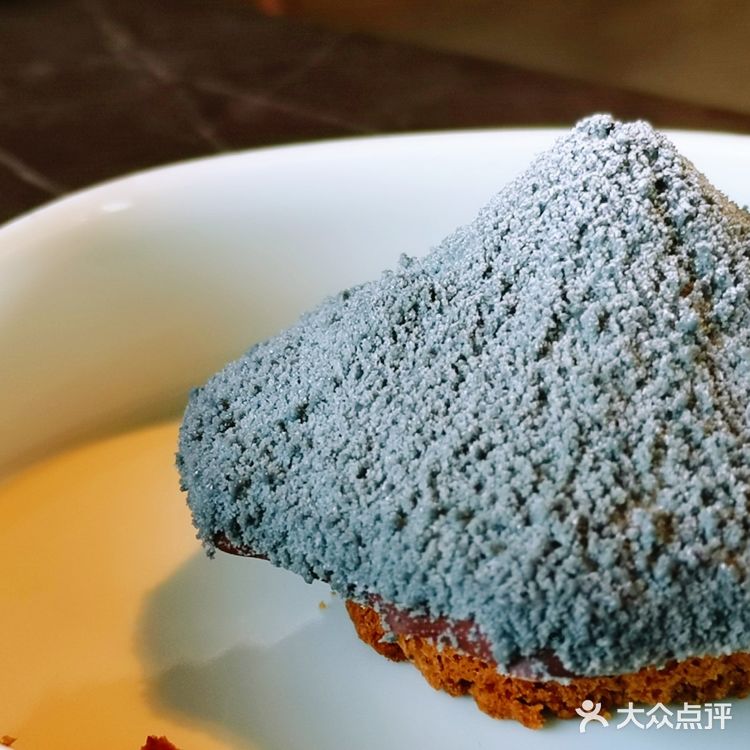 HIYA，南京东路商圈让人仿佛一秒穿越到纽约的网红日式