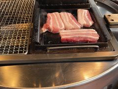 厚切五花肉-伍丁·烤牛肋(和平东桥店)