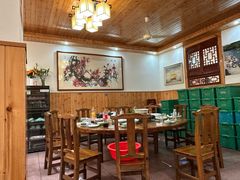 -芦茨金富饭庄·25年老字号·专做稻草鸡