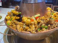 -老佛爷铜炉蛙锅(挂绿店)