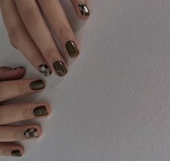 -初NAIL日式美甲美睫沙龙