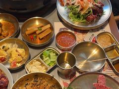 -草家酱蟹炭火烤肉店(珲春南路一店)