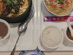 酸菜烧椒肥牛饭-本味轩精品茶餐厅(黄山路店)