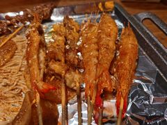 烤虾-路边摊小炉子烧烤