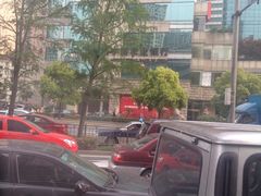 -中国农业银行(上海陆家浜路支行)