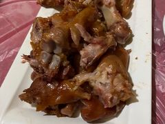 -吴越荣记苏州菜·松鼠桂鱼100%活鱼现做(斜塘老街店)