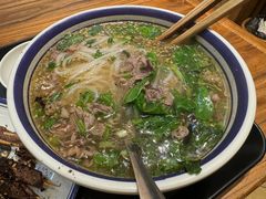 -云阿蛮云南生烫牛肉米线(奉贤路店)