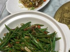 -小菜园新徽菜(宜兴八佰伴店)