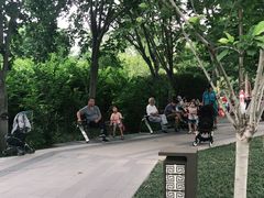 -经纬广场