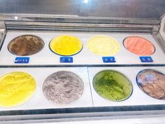 冰激淋-诱货海鲜自助火锅(爱琴海购物公园东百店)