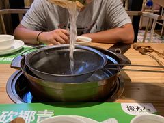 -椰夫人·养生椰子鸡(黄埔时代城店)