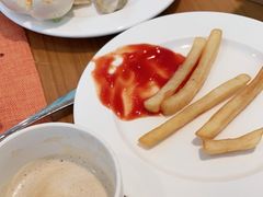 -亚龙湾希尔顿自助餐厅·海鲜·烧烤·沙滩BBQ·现场乐队