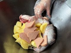 -老刘生态大鱼坊铁锅炖鱼(赛马场店)