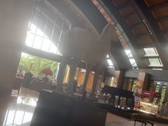 -三亚湾海居铂尔曼度假酒店