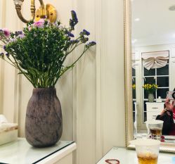 -e hair salon