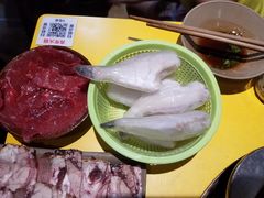 -周幺妹重庆老火锅(银泰城总店)