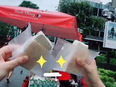 -詹爷爷乌节路街头冰淇淋