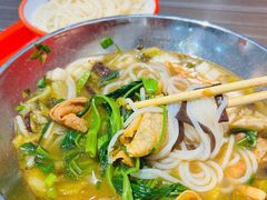 -爱民螺蛳粉(梧州国泰广场店)