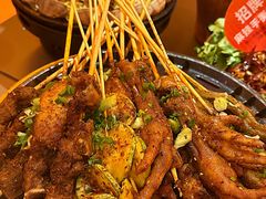 -何师烧烤Pro ·江湖川菜·小龙虾·精酿(太古里旗舰店)