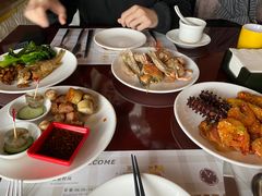 -荣誉国际酒店-云顶旋转餐厅