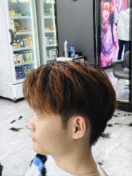 -藤野造型烫发染发