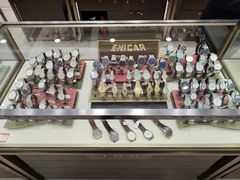 -亨得利钟表商店