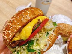 -The Habit Burger Grill 哈比特汉堡(爱琴海店)