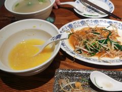 -老天桥酱肉烧饼夹肘子(天桥店)