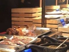 -锤头鲨毛肚海鲜烤肉自助餐厅(国购广场店)