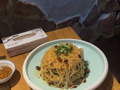 -锅老头海鲜铁锅炖