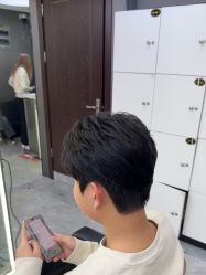 -藤野造型烫发染发