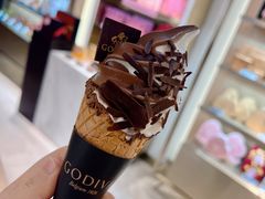 经典黑白巧克力冰淇淋-GODIVA(港汇恒隆广场)