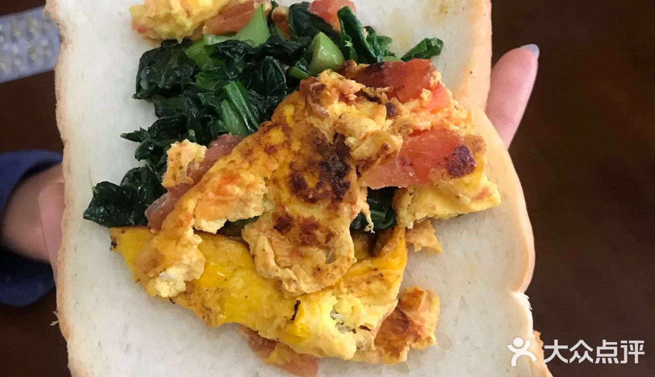 自制厚蛋烧三明治～馅料满满营养全面～