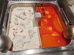-海底捞火锅鲜切牛肉主题店(长寿路店)