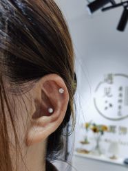 -AI艾耳·专业手工耳洞·穿孔美学馆