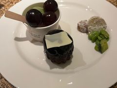 -怡咖啡海鲜自助餐厅(浦东香格里拉店)