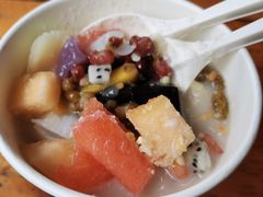 椰子水清补凉-自然椰·海南清补凉(海月广场店)