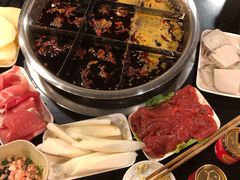 -邓莽子老火锅(中兴路总店)