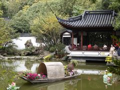 -汇龙潭