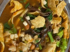 -柳州肥姨妈大骨螺蛳粉(沙河店)