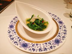 竹笙清鸡汤浸豆苗-Yan Ting 宴庭中餐厅(上海静安瑞吉酒店)